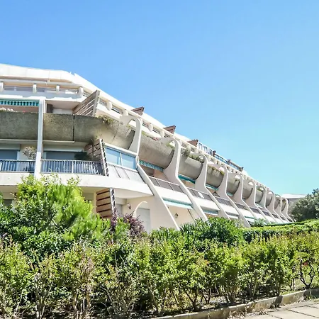 Apartment Le Quai Aux Fleurs-7 By Interhome *
